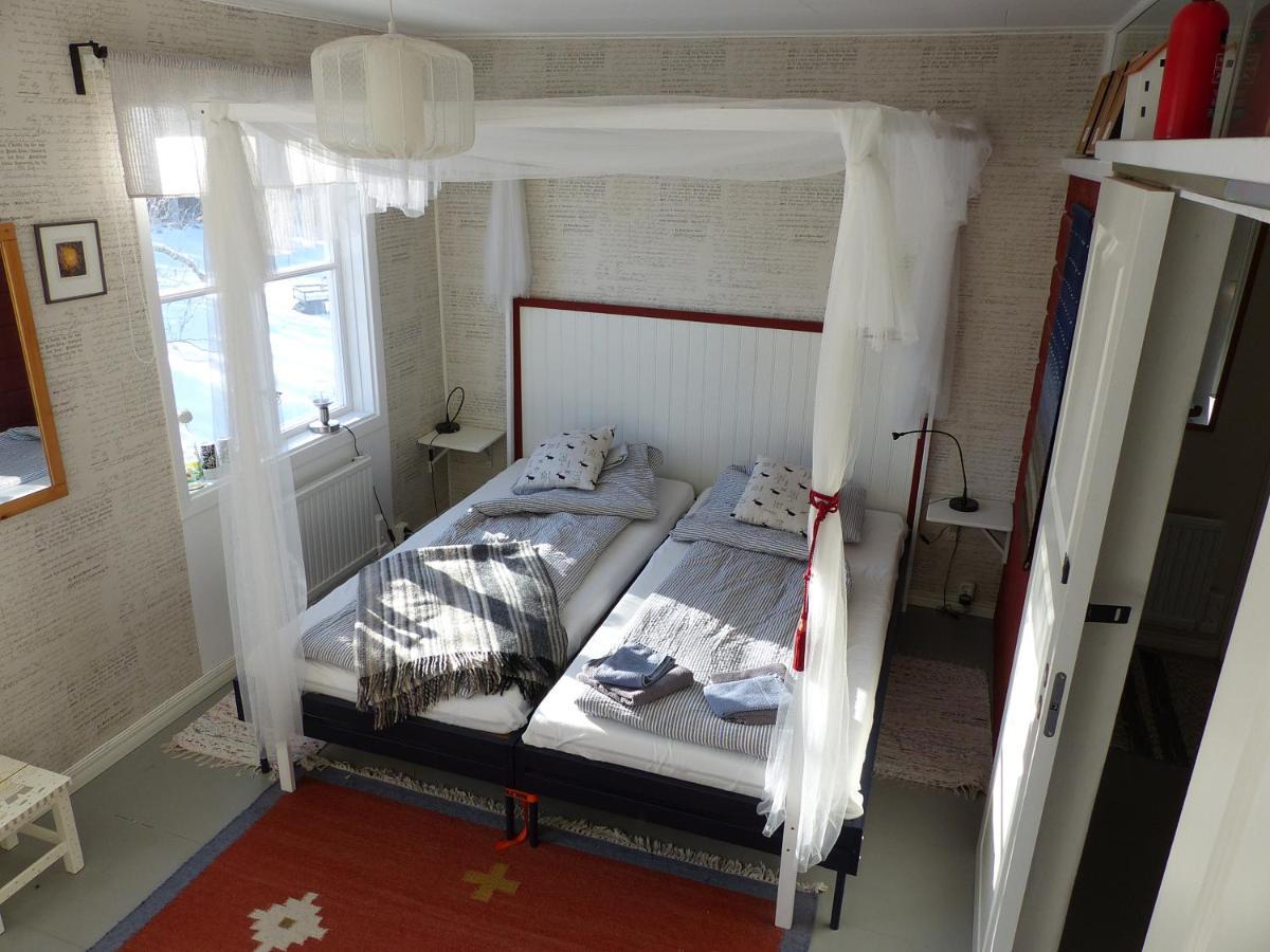 Bed and Breakfast Lugnet I Oslaettfors Gävle Esterno foto